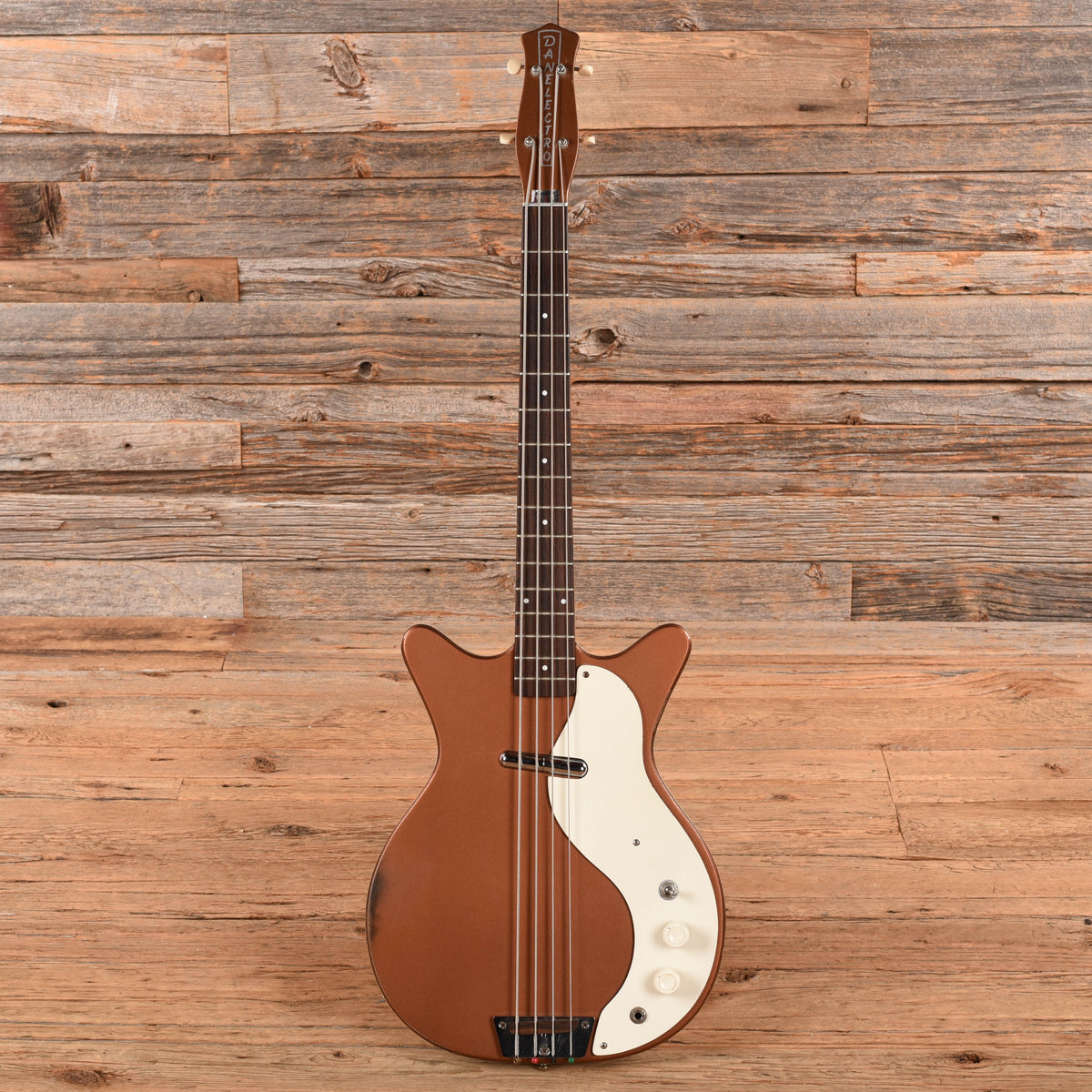 Danelectro Shorthorn 3412 Copper 1960s Bass Guitars