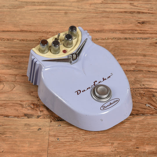 Danelectro Dan Echo Effects and Pedals / Delay