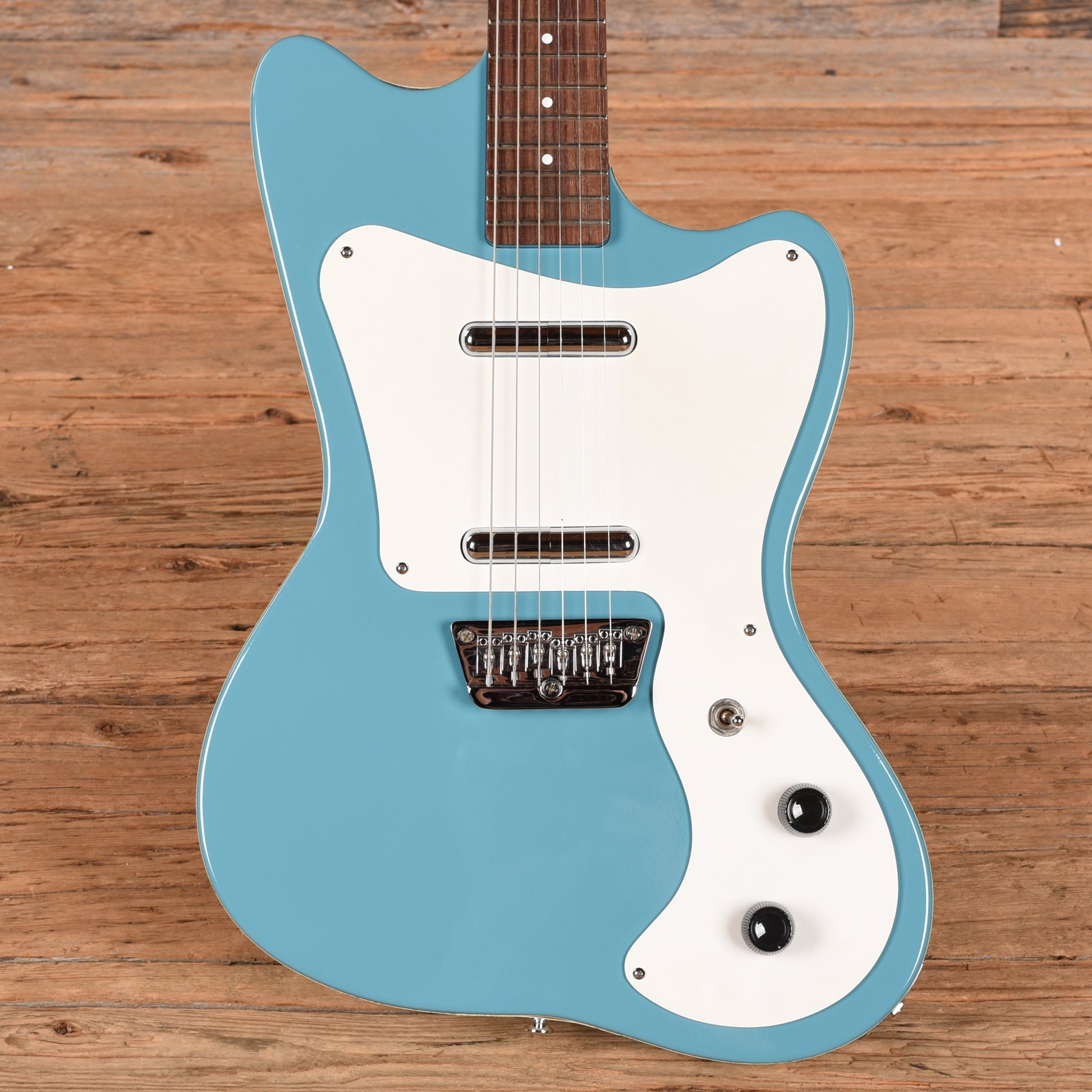 Danelectro The '67 Dano Aqua Electric Guitars