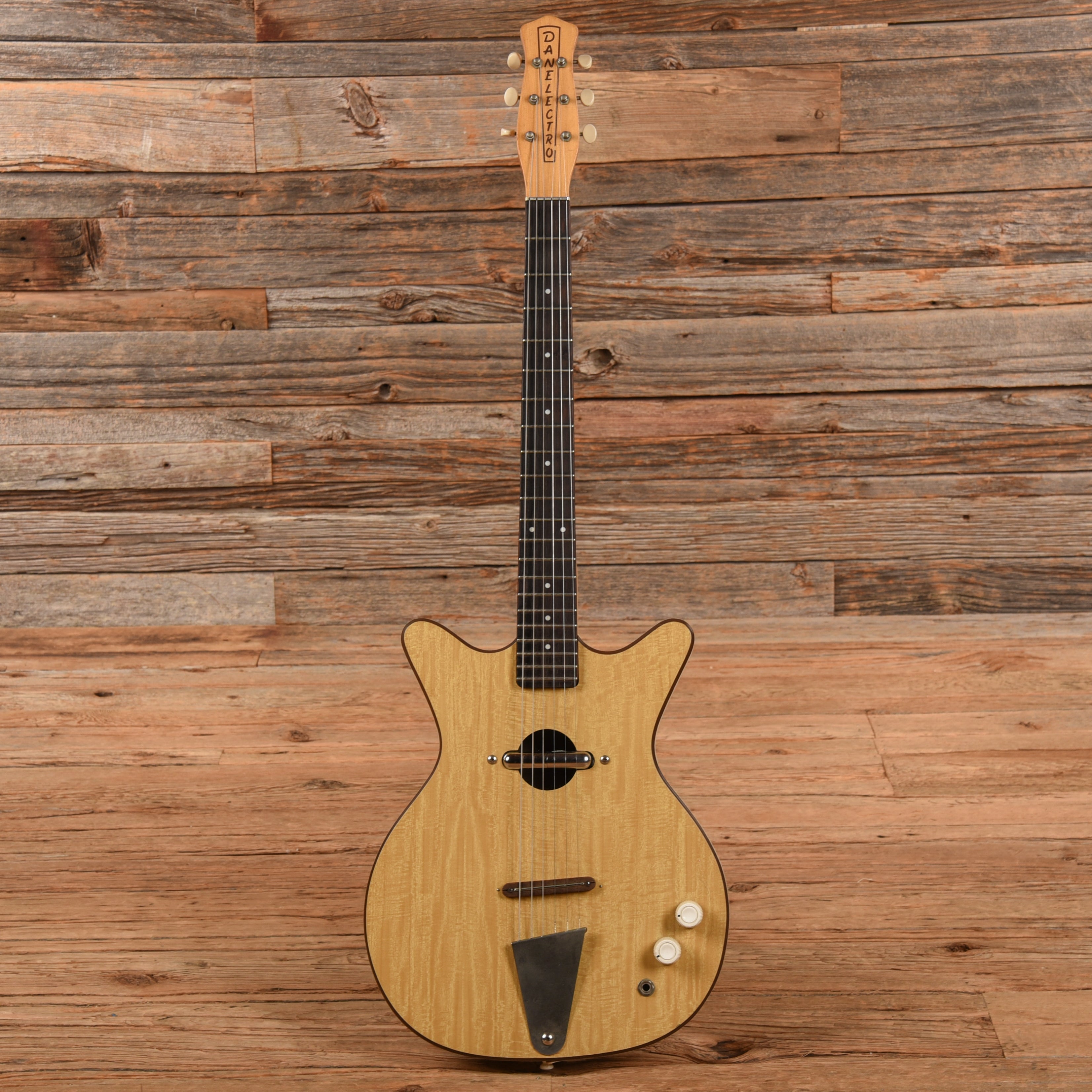 Danelectro Convertible Natural 1960s – Chicago Music Exchange