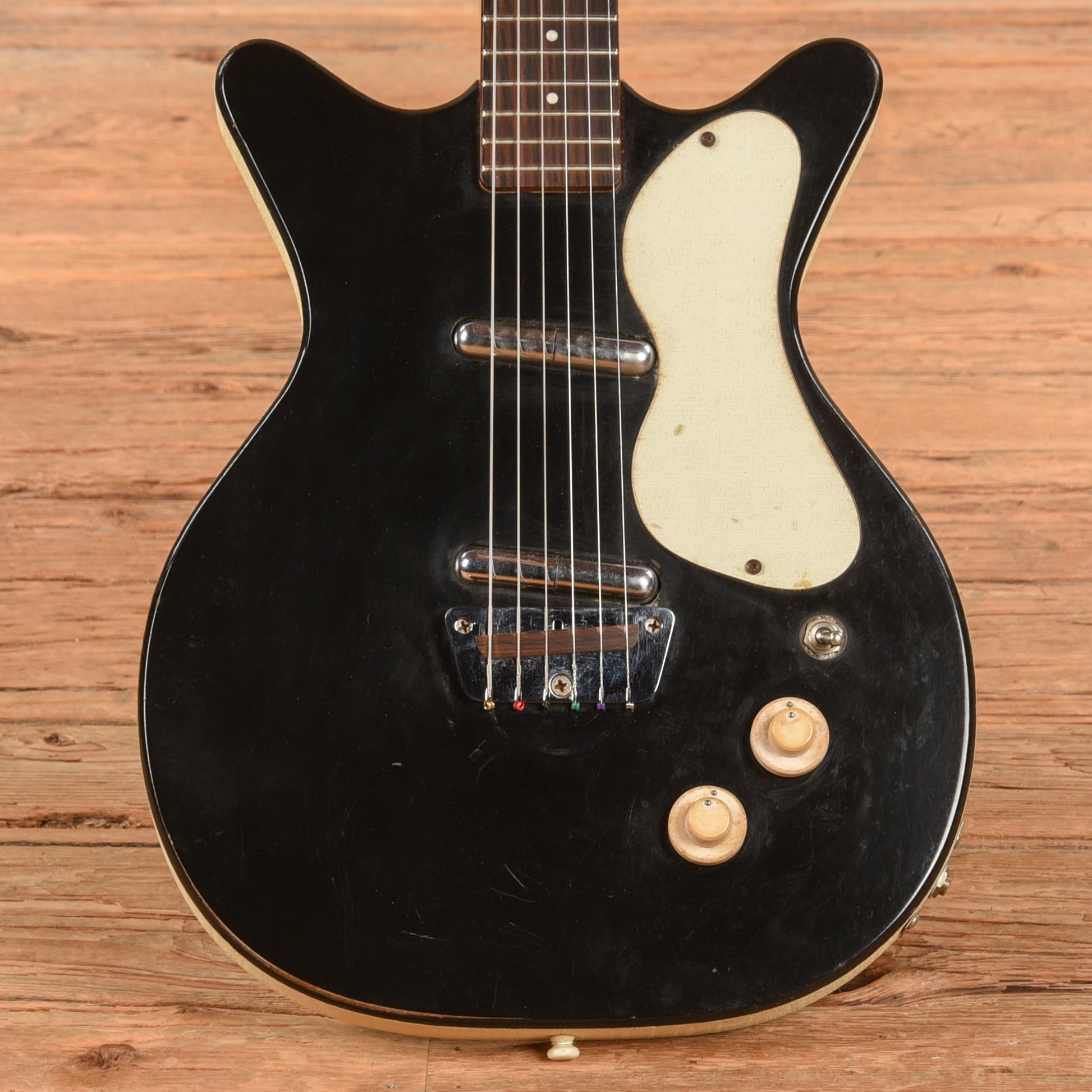 Danelectro U2 Black 1950s Electric Guitars / Semi-Hollow