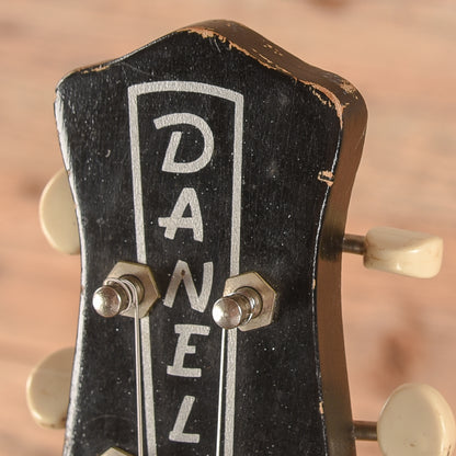 Danelectro U2 Black 1950s Electric Guitars / Semi-Hollow