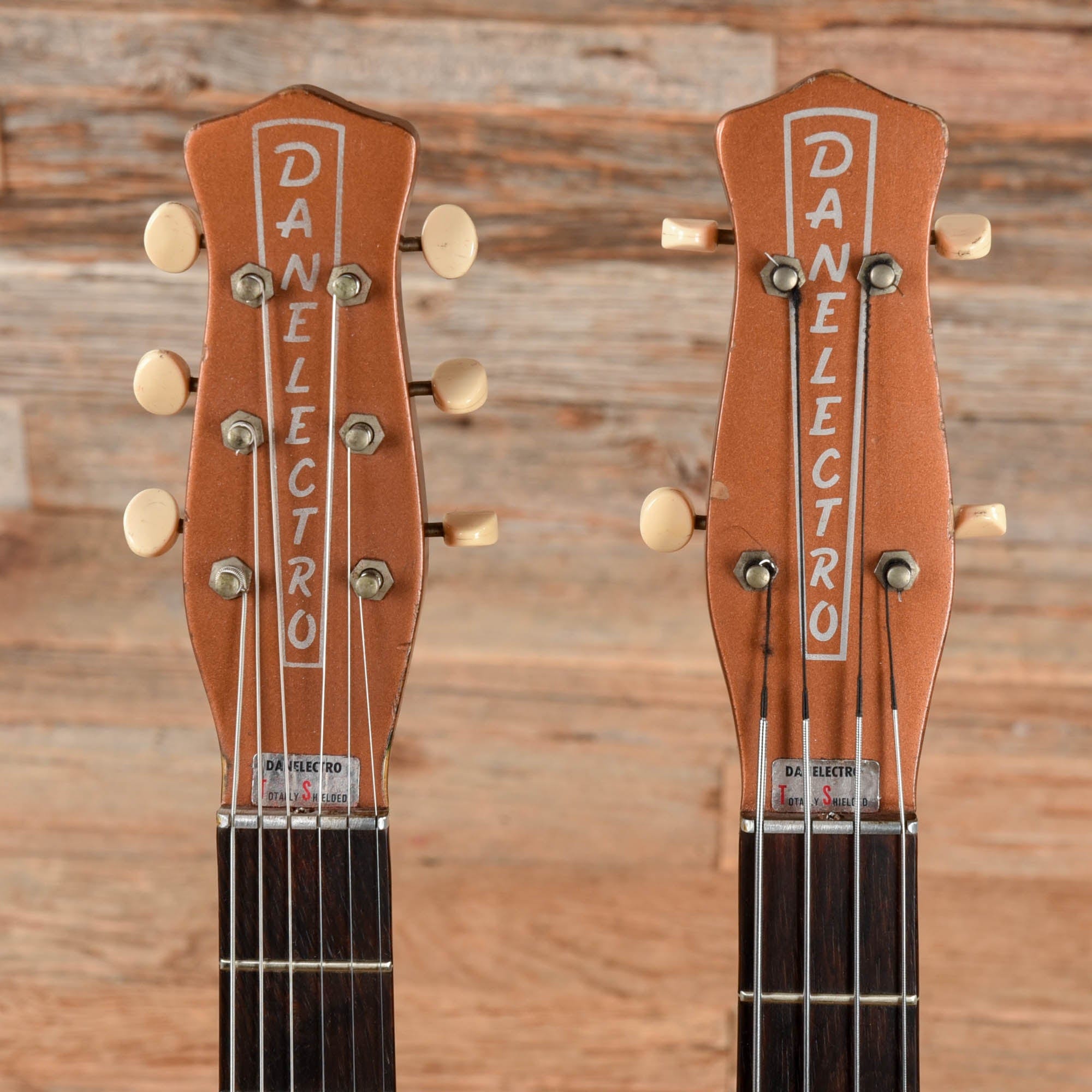 Danelectro 3923 Double Neck  1960s Electric Guitars / Solid Body
