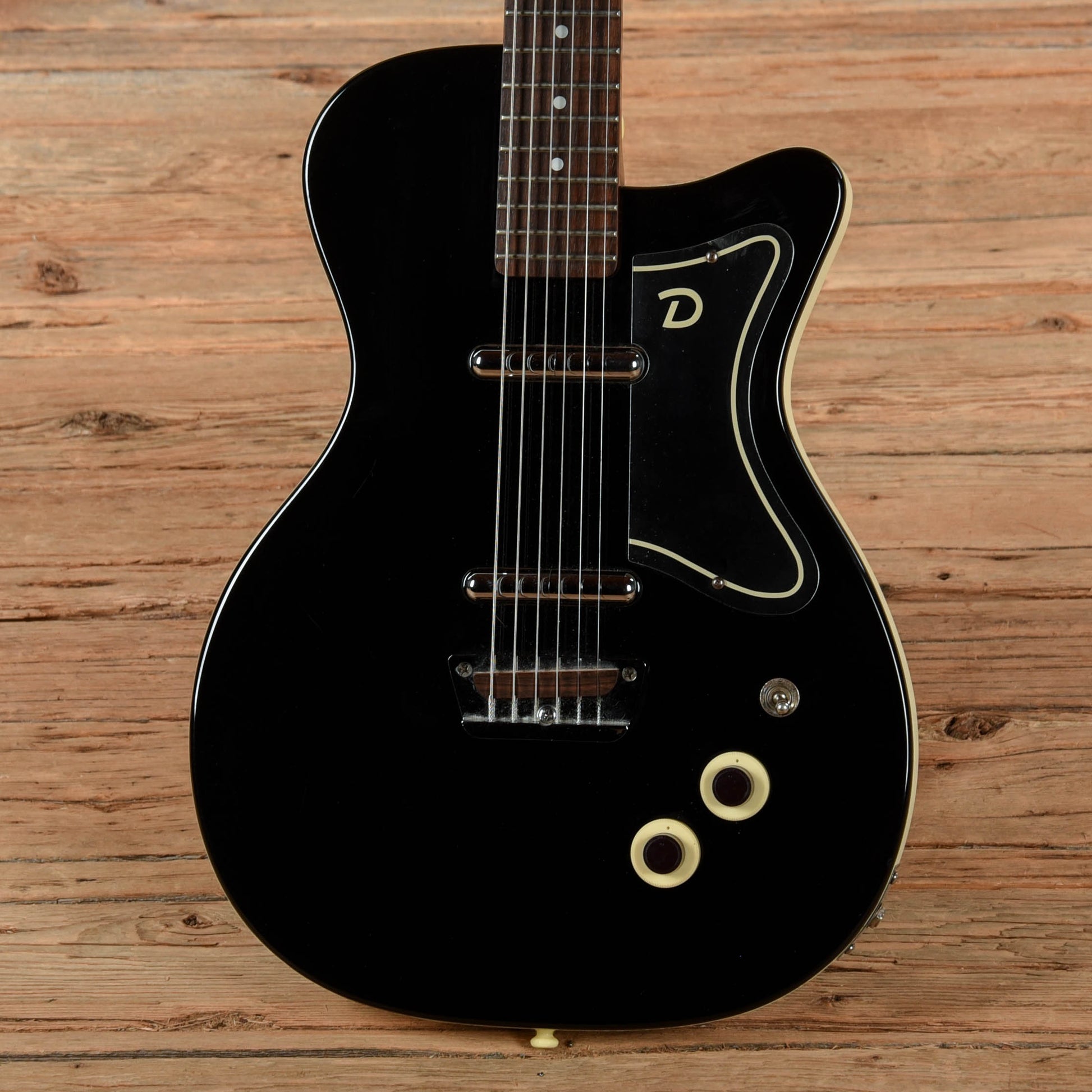 Danelectro 56 Baritone Black Electric Guitars / Solid Body