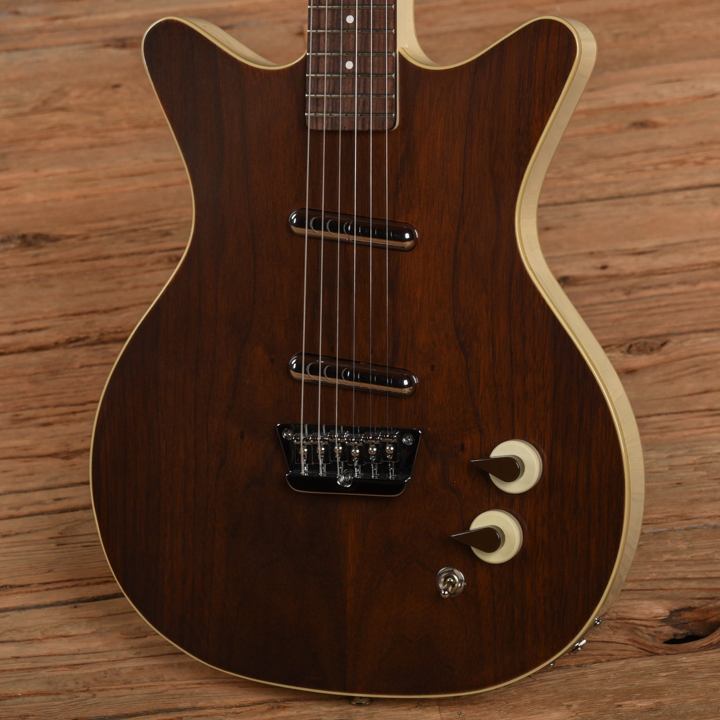 Danelectro 59 Divine Walnut Electric Guitars / Solid Body