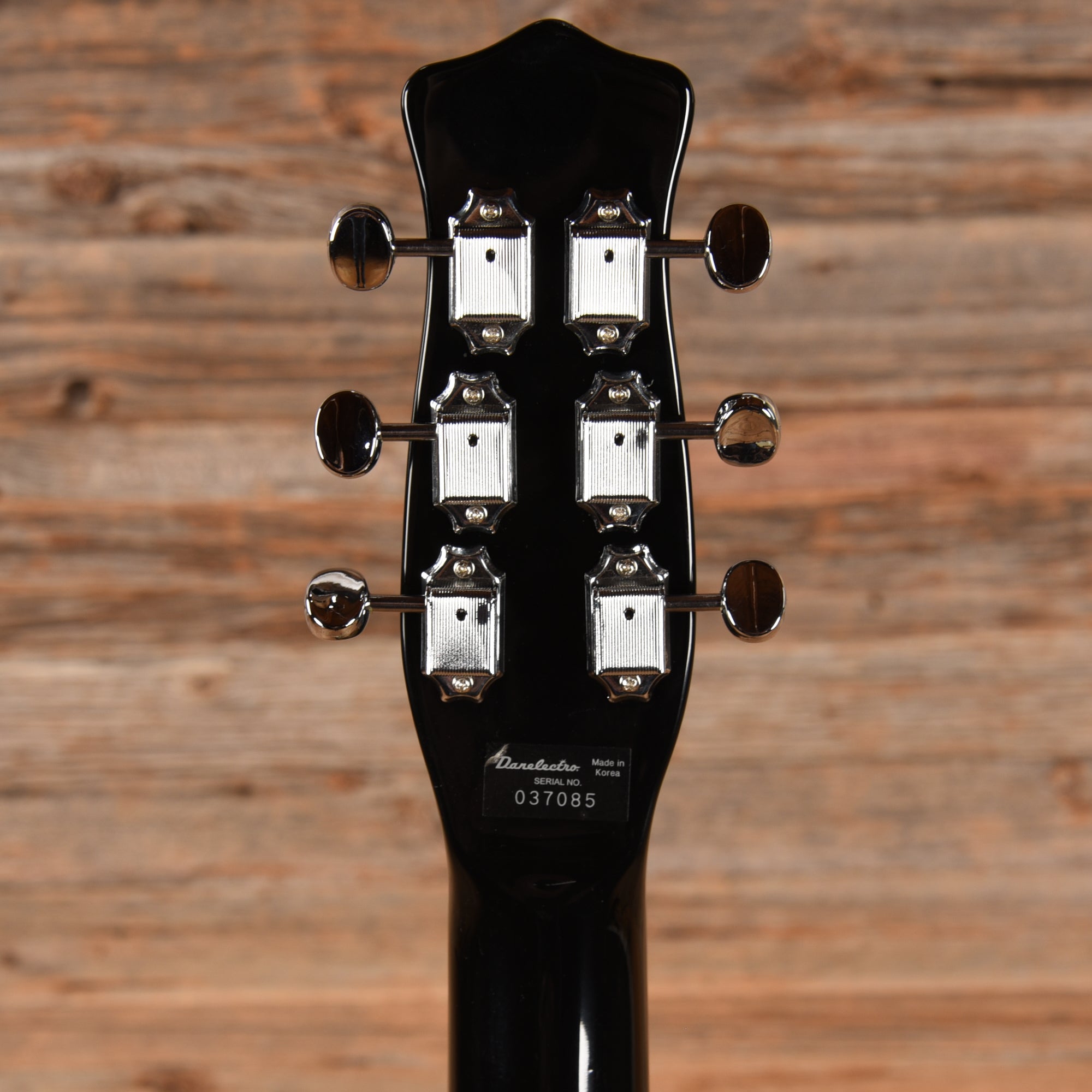 Danelectro DC59 Black Sparkle – Chicago Music Exchange