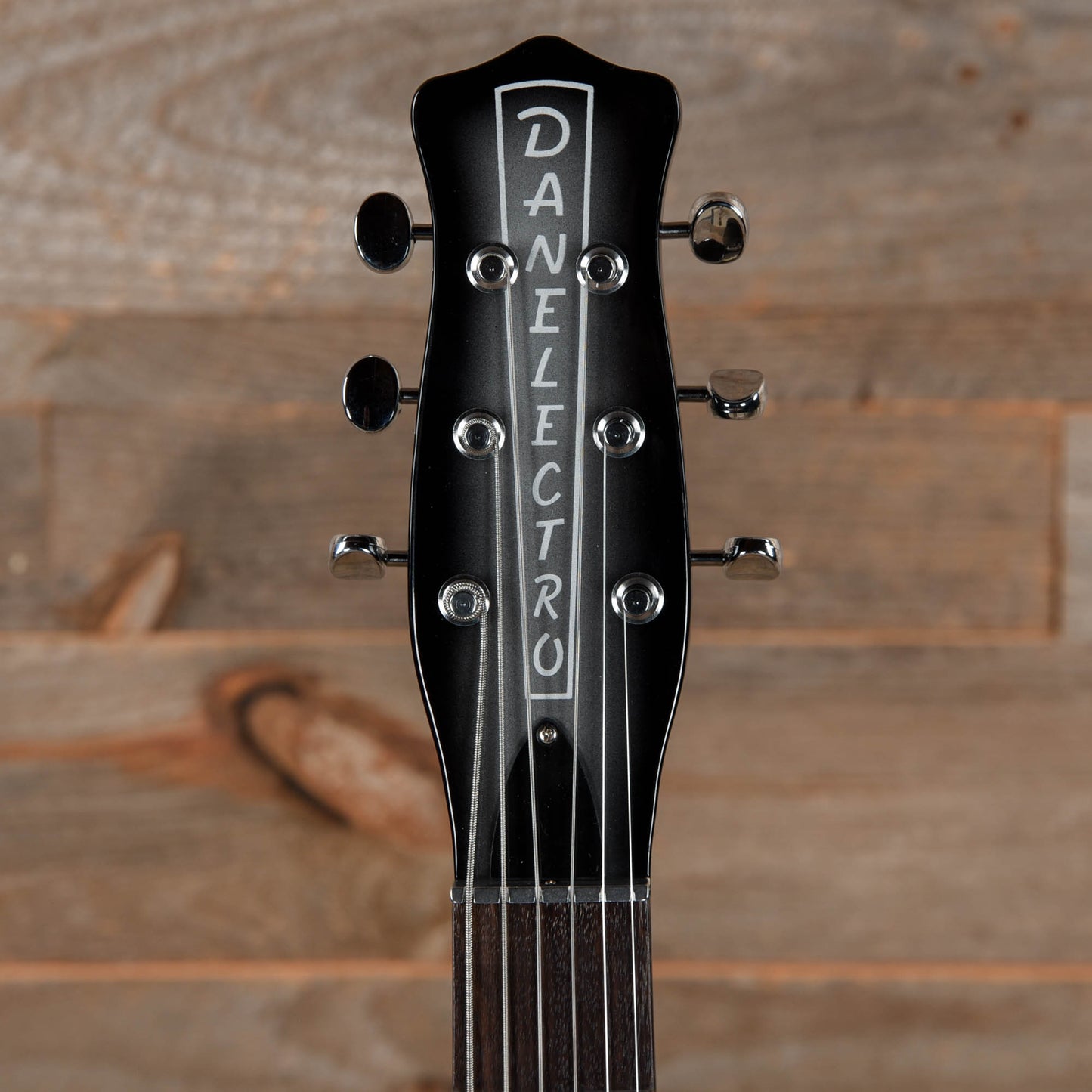 Danelectro Longhorn Baritone Black Burst Electric Guitars / Solid Body