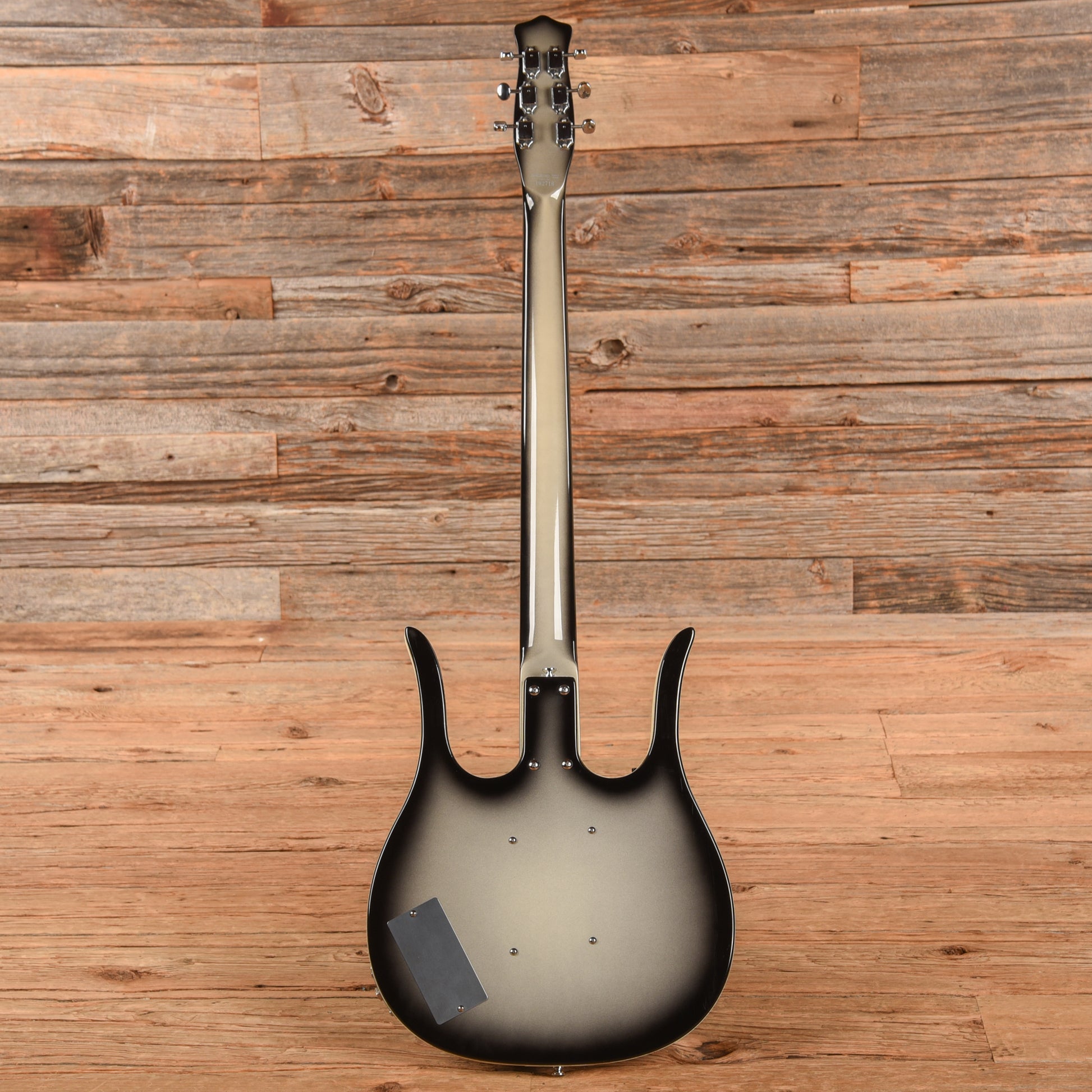 Danelectro Longhorn Baritone Silverburst 2016 Electric Guitars / Solid Body