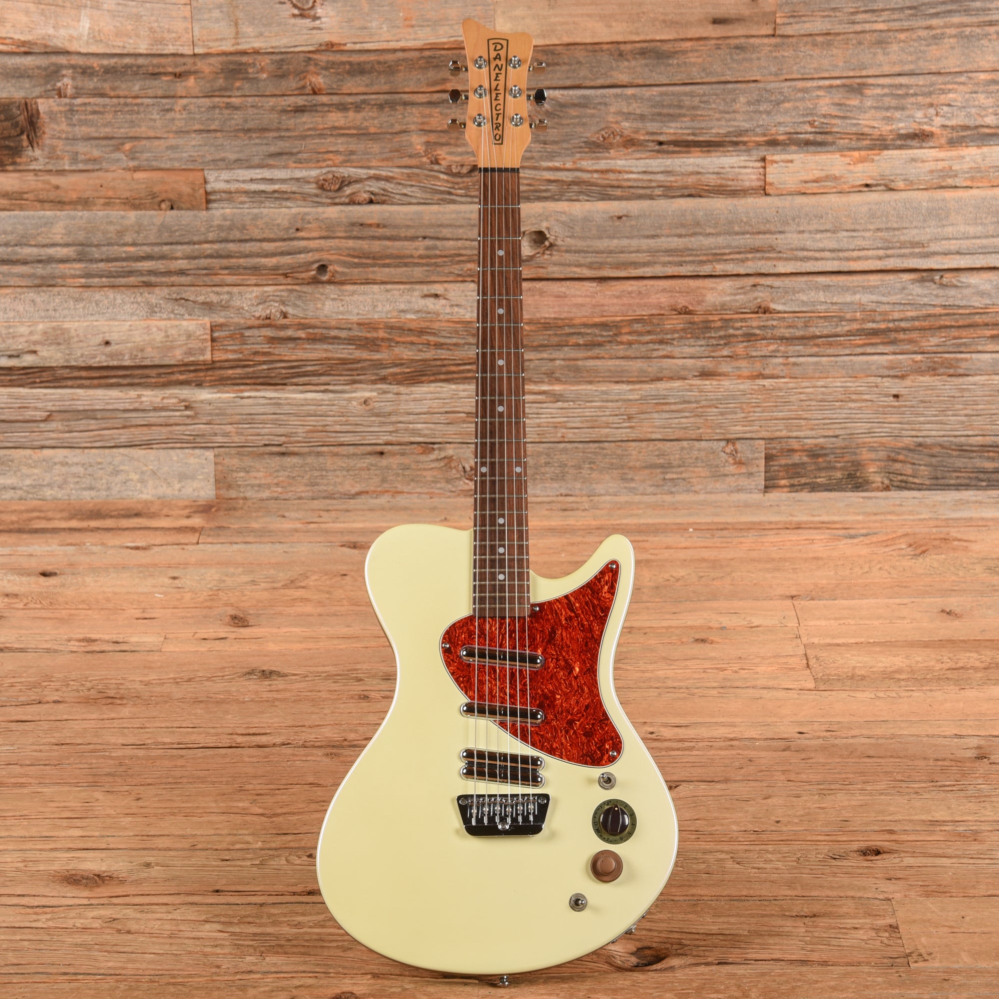 18台限定 DANELECTRO x K.E.S - 3699 Mod DANELECTRO x K.E.S - 3699 Mod : 【○八】マルハチBlog