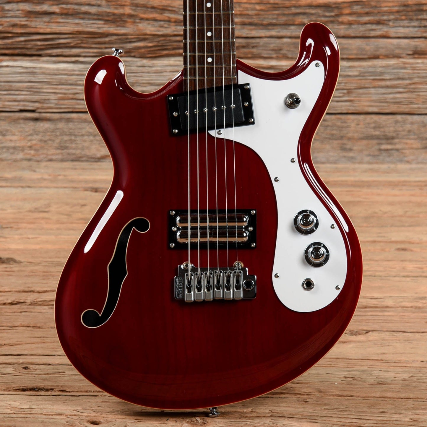 Danelectro The 66BT Baritone with Tremolo Transparent Red 2020 Electric Guitars / Solid Body