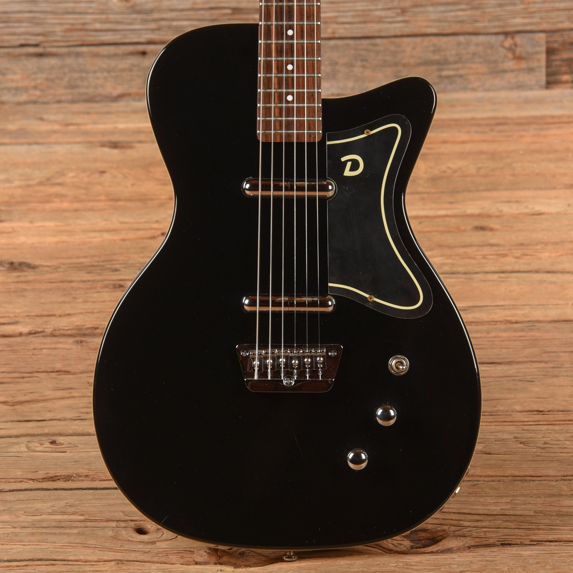 Danelectro U-2 Reissue Black Electric Guitars / Solid Body