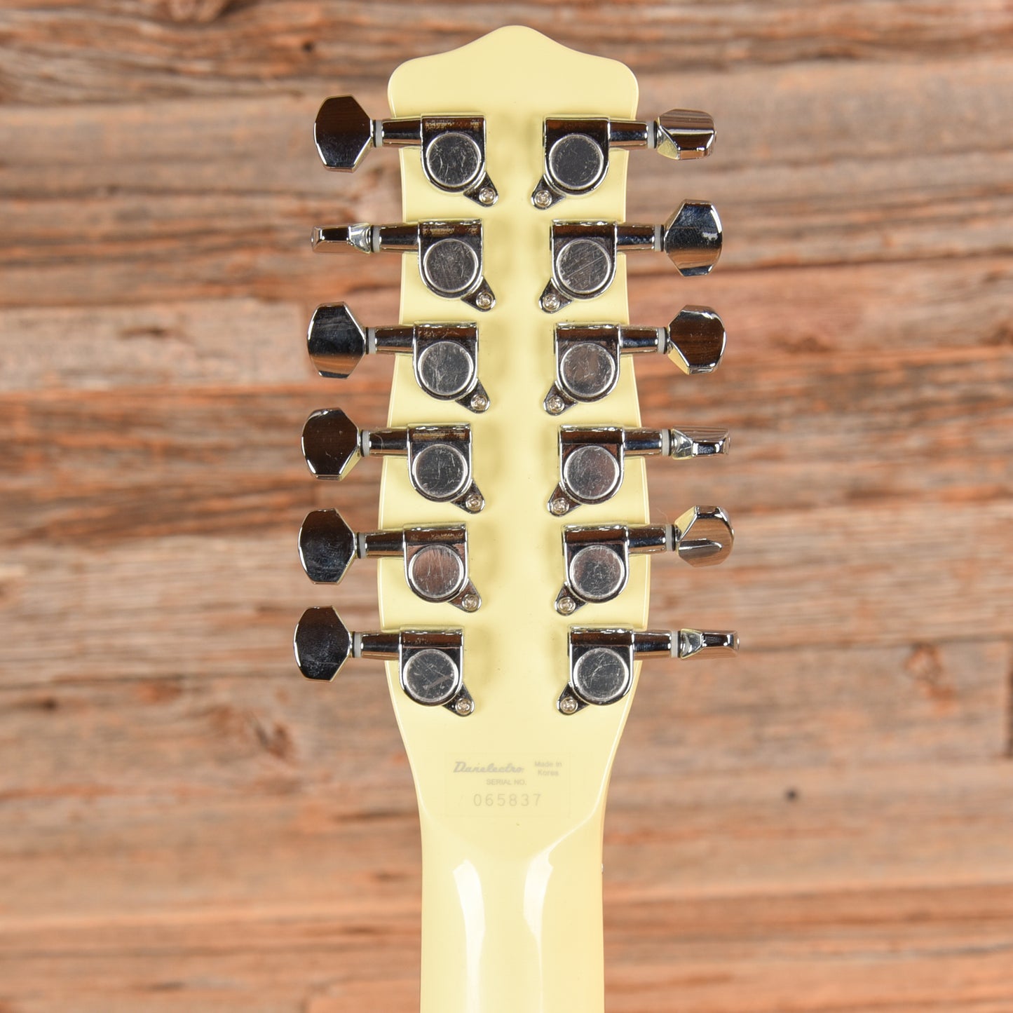 Danelectro Vintage 12-String Vintage White Electric Guitars / Solid Body