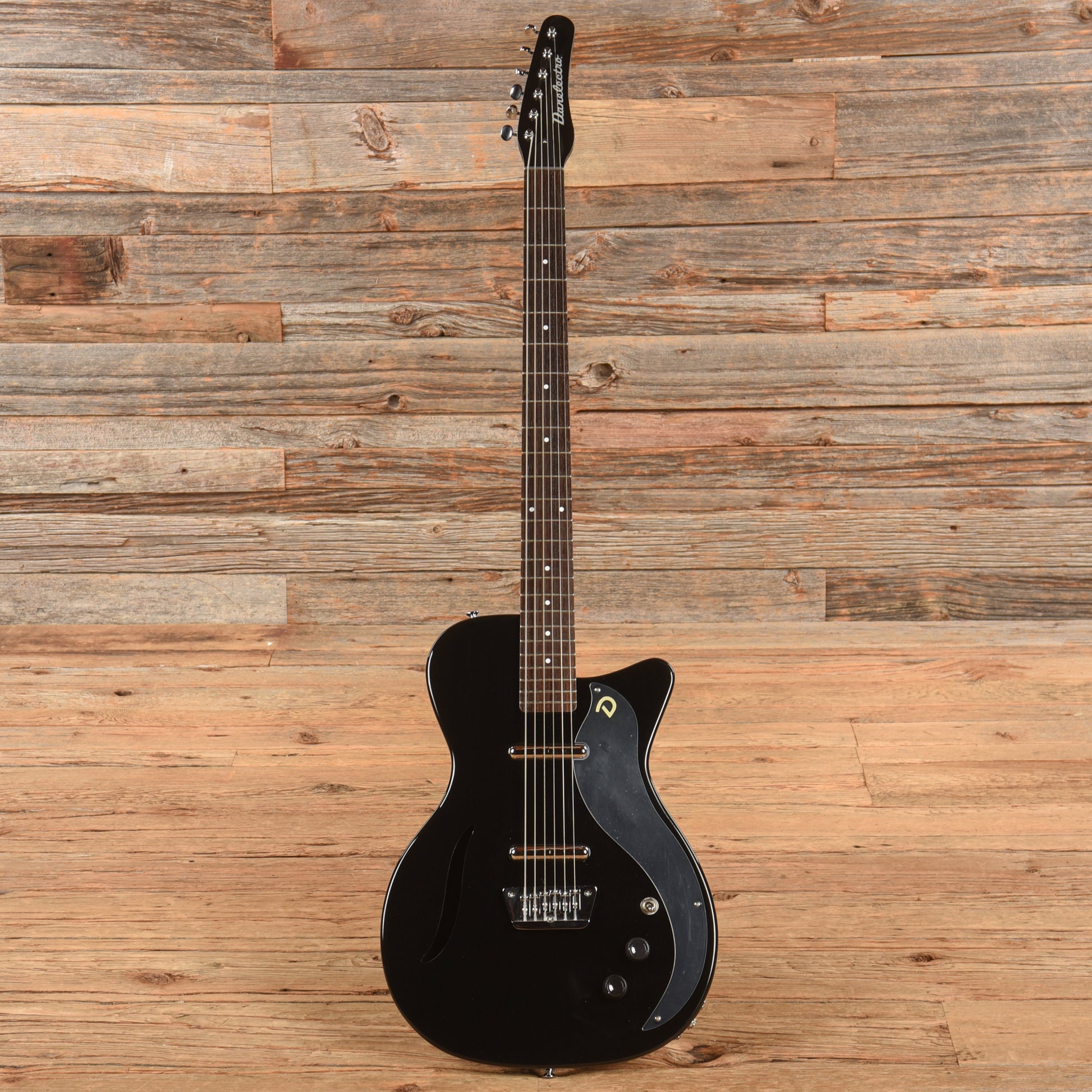 Danelectro Vintage Baritone Black 2023 Electric Guitars / Solid Body