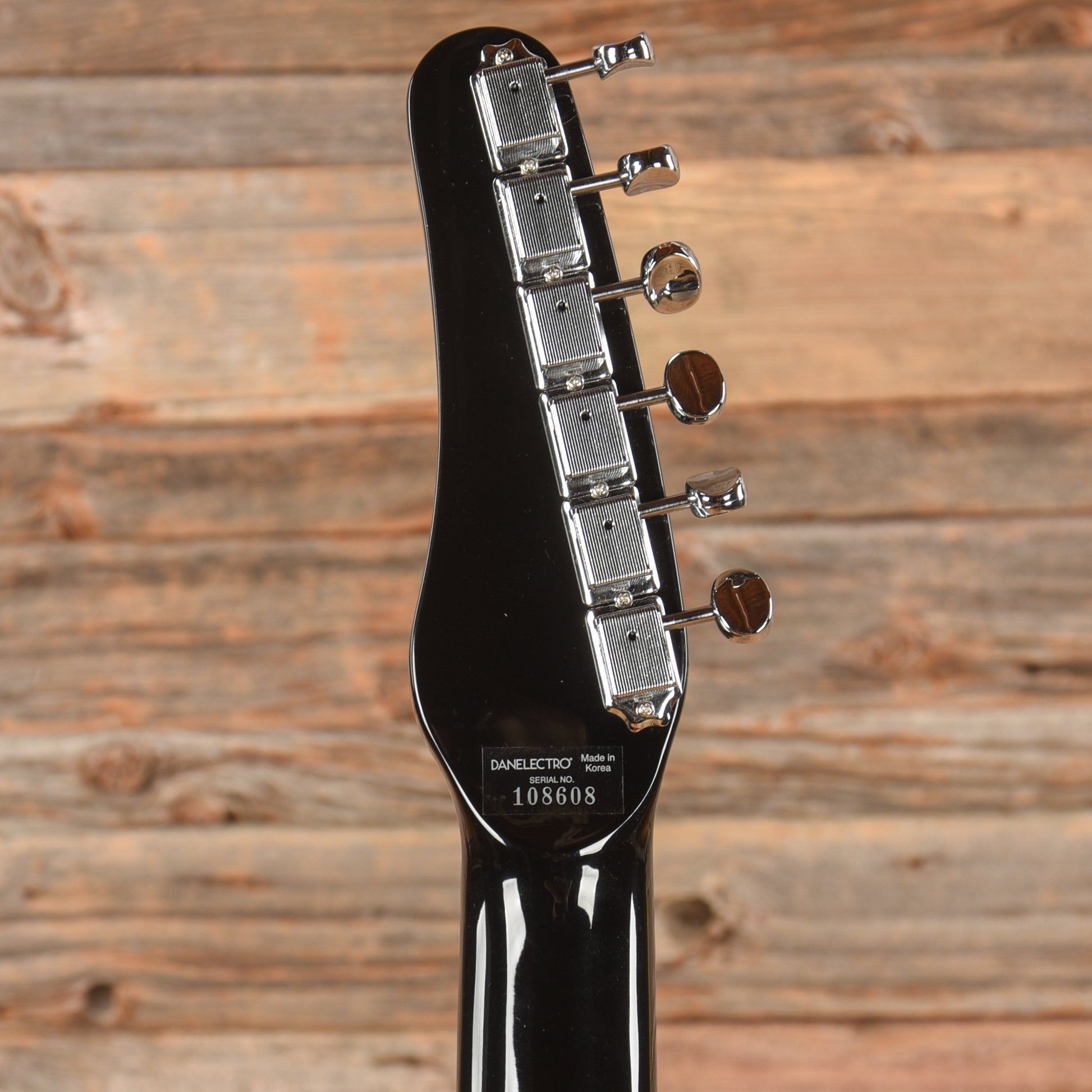 Danelectro Vintage Baritone Black 2023 Electric Guitars / Solid Body