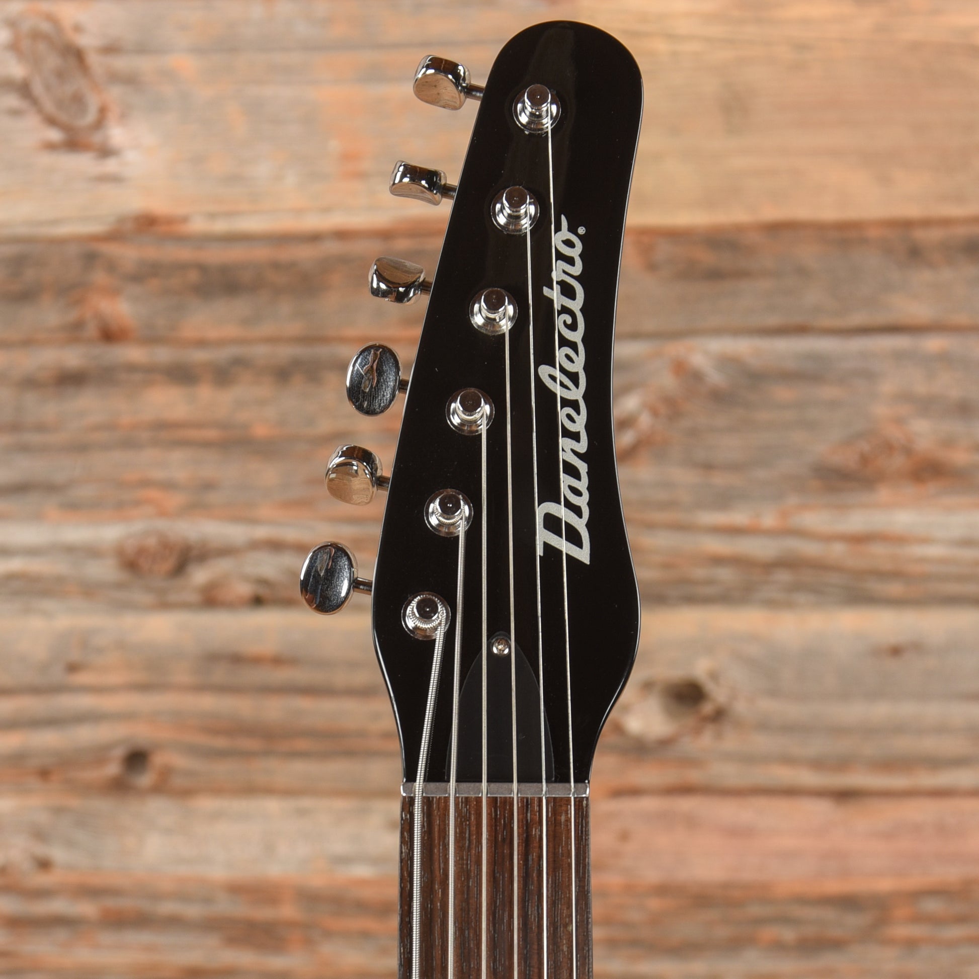 Danelectro Vintage Baritone Black 2023 Electric Guitars / Solid Body