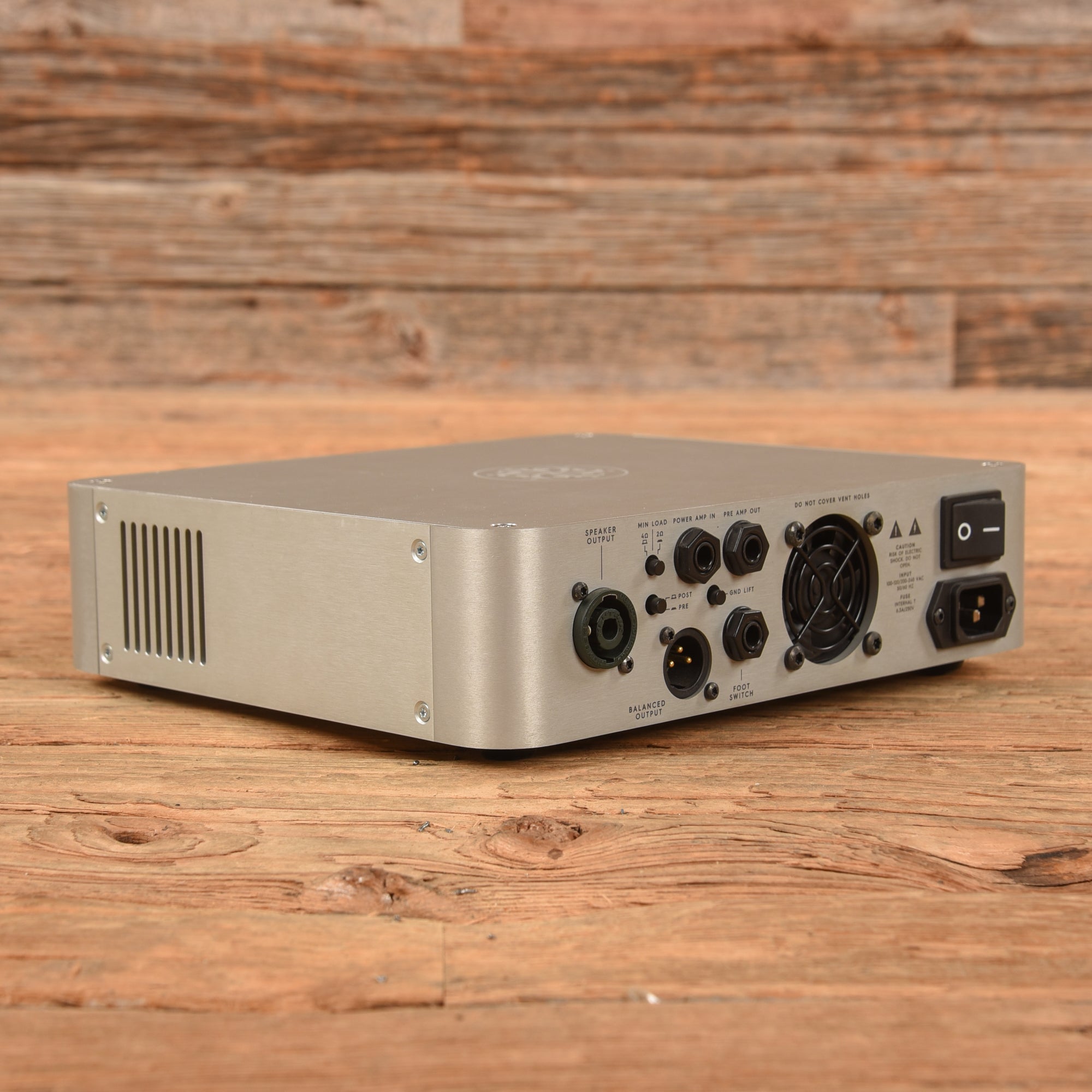 Darkglass Microtubes 900 v1 Amps / Bass Amps / Bass Cabinets