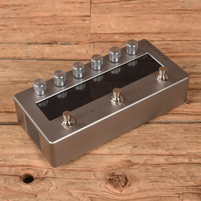 Darkglass Anagram Bass Multi-Effects Pedal and Amp Modeler Effect Pedals