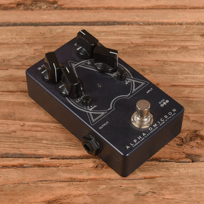 Darkglass Alpha Omnicron Effects and Pedals / Bass Pedals