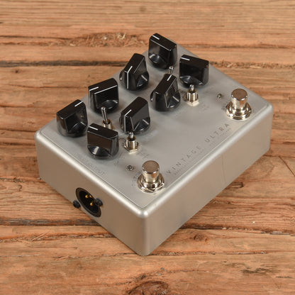 Darkglass Vintage Ultra Effects and Pedals / Preamps