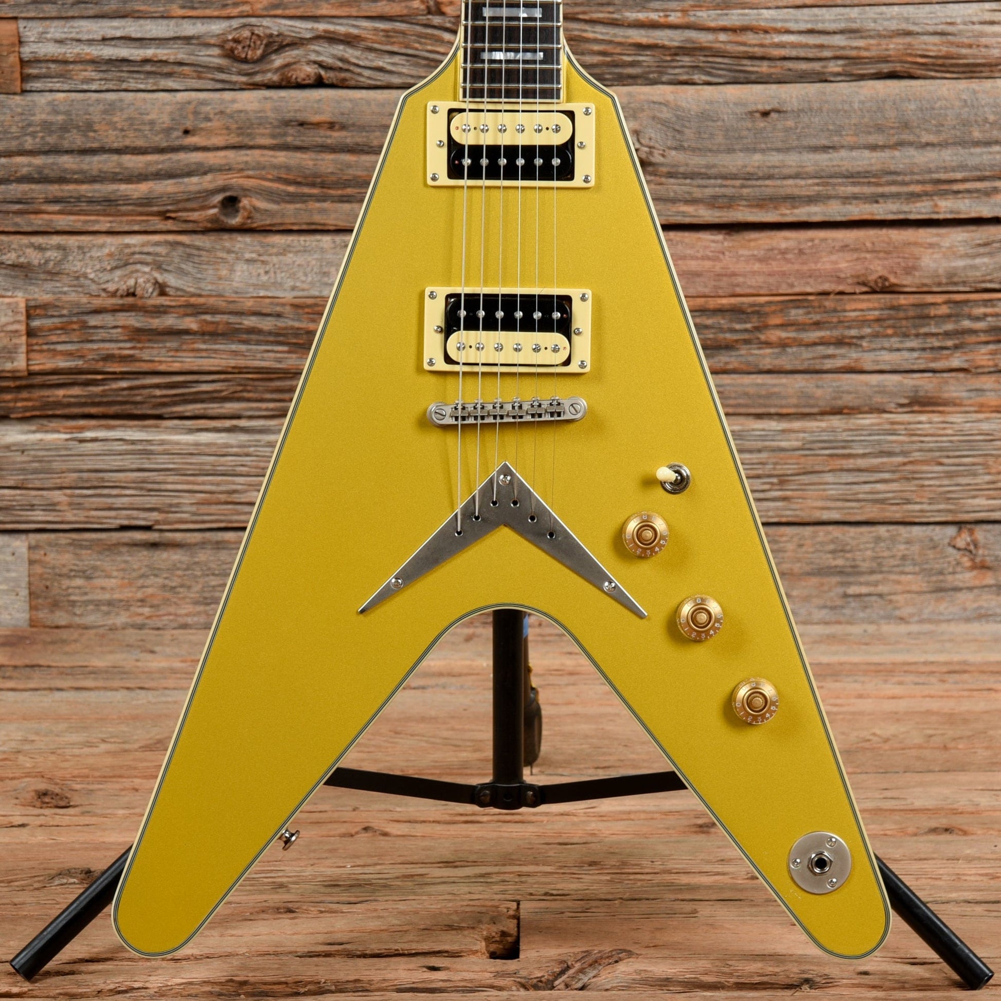 Dean Guitars V DOA Goldtop 2008 Electric Guitars / Solid Body