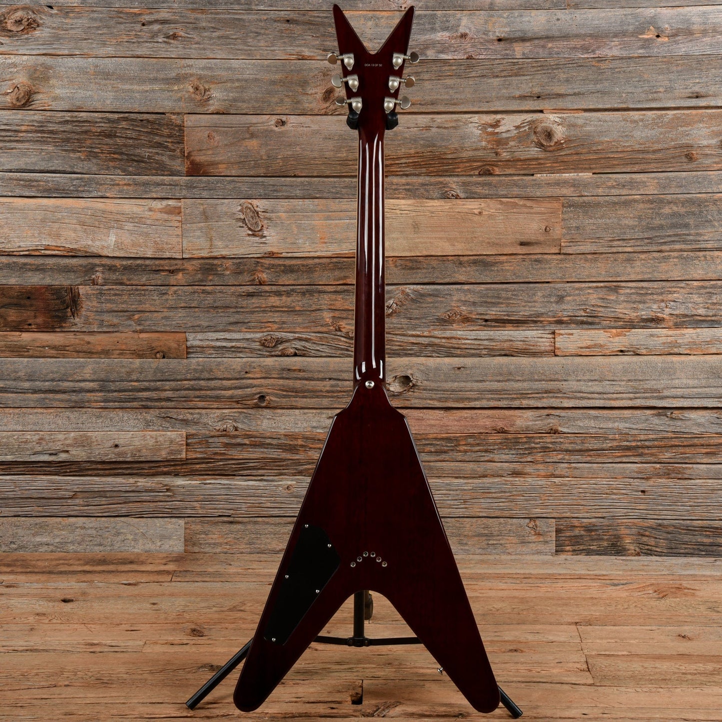 Dean Guitars V DOA Goldtop 2008 Electric Guitars / Solid Body