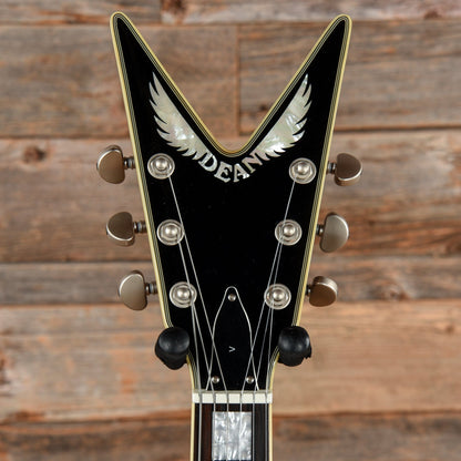 Dean Guitars V DOA Goldtop 2008 Electric Guitars / Solid Body