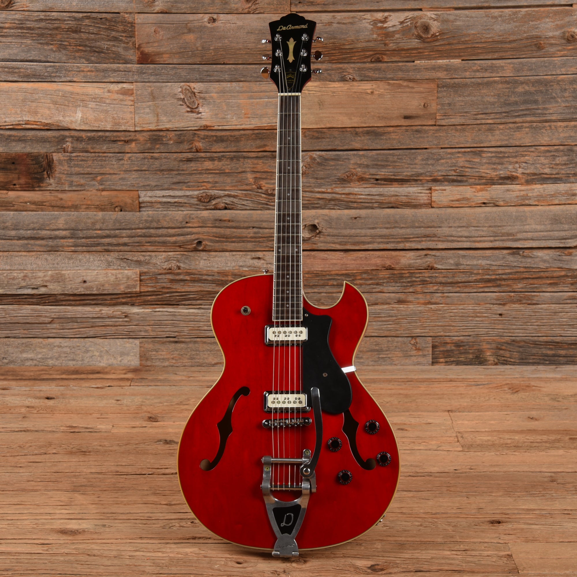 DeArmond Starfire Special Cherry – Chicago Music Exchange