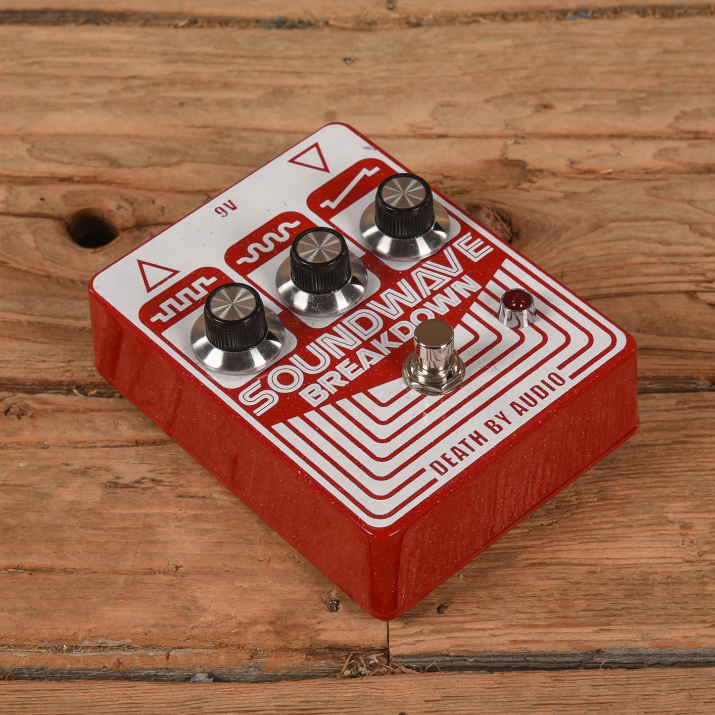 Death By Audio Soundwave Breakdown Effects and Pedals / Fuzz