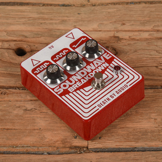 Death By Audio Soundwave Breakdown Effects and Pedals / Fuzz