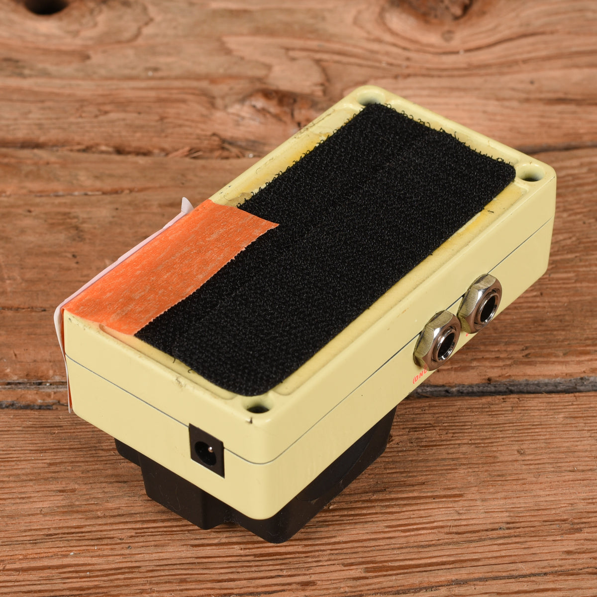 Digitech Obscura Altered Delay Effect Pedals