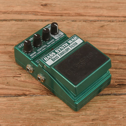 Digitech Bass Synth Wah Effects and Pedals / Wahs and Filters