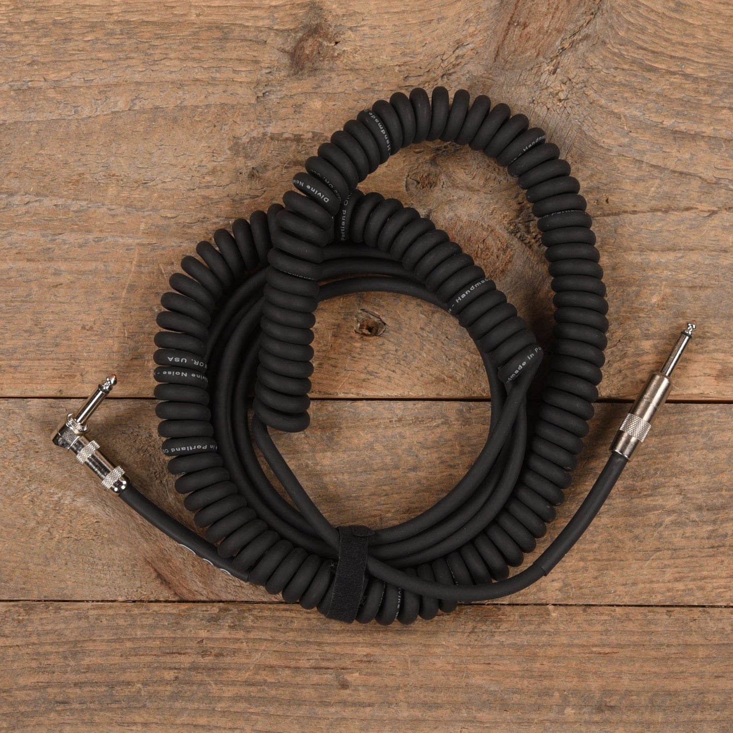 Divine Noise 50/50 Curly Cable Black 30' Straight/Right Accessories / Cables