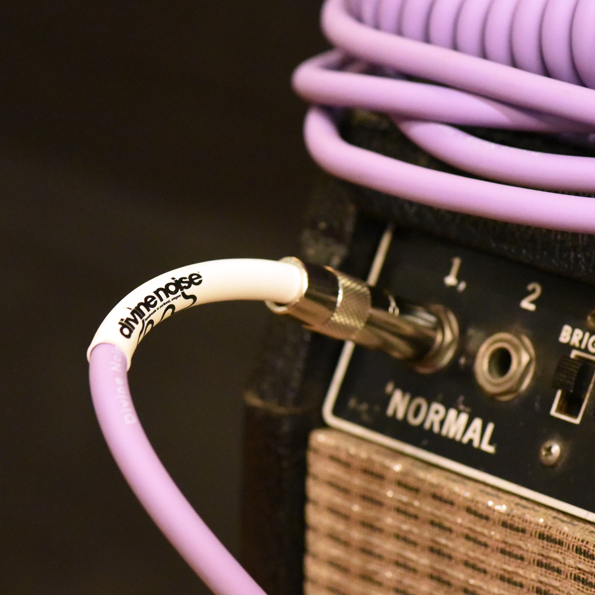 Divine Noise 50/50 Instrument Cable 30' Right Angle/Straight Lavender Haze Accessories / Cables