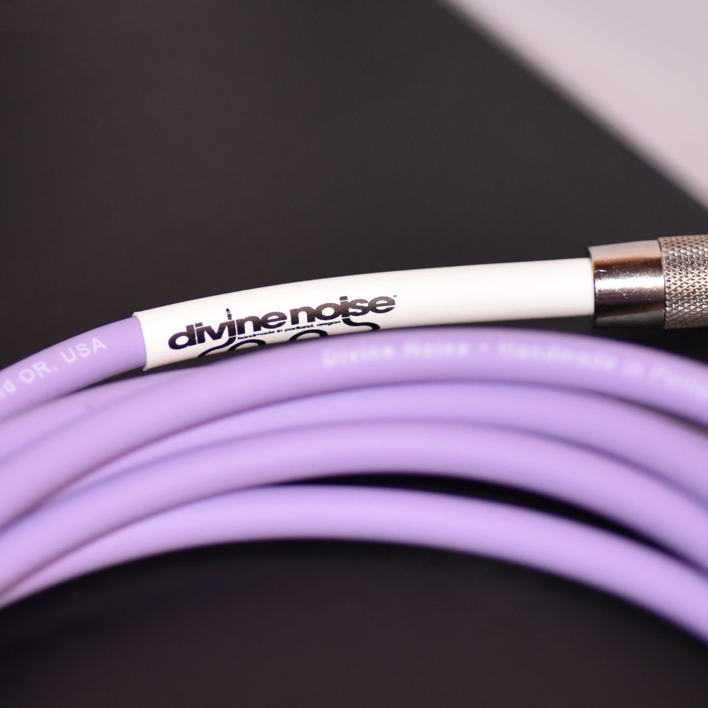 Divine Noise Instrument Cable 10' Right Angle/Straight Lavender Haze Accessories / Cables