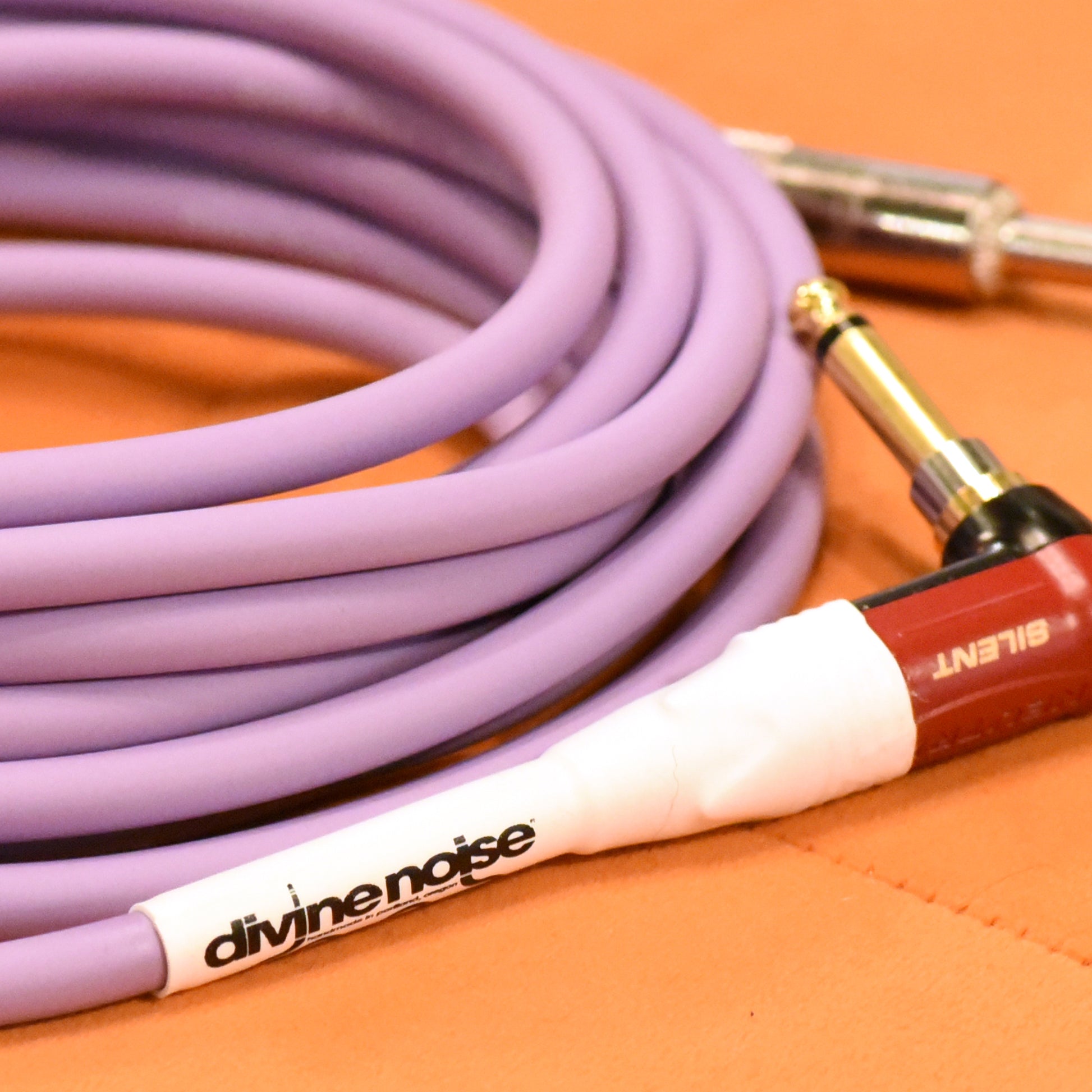 Divine Noise Instrument Cable 15' Right Angle Silent/Straight Lavender Haze Accessories / Cables