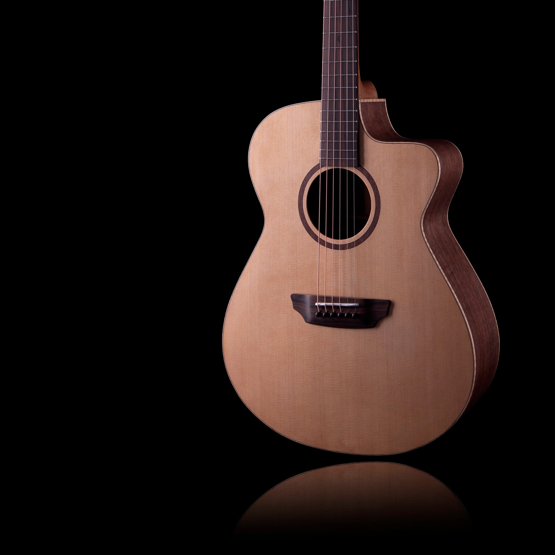 Donovan Leah Caroline Benchmark Cutaway Canadian Black Walnut/Sitka Spruce