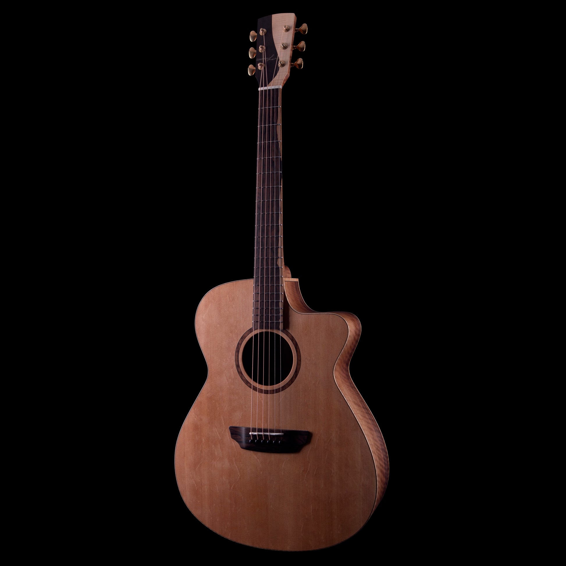 Donovan Leah Caroline Master Grade Cutaway Canadian Black Walnut/Bearclaw Sitka Spruce