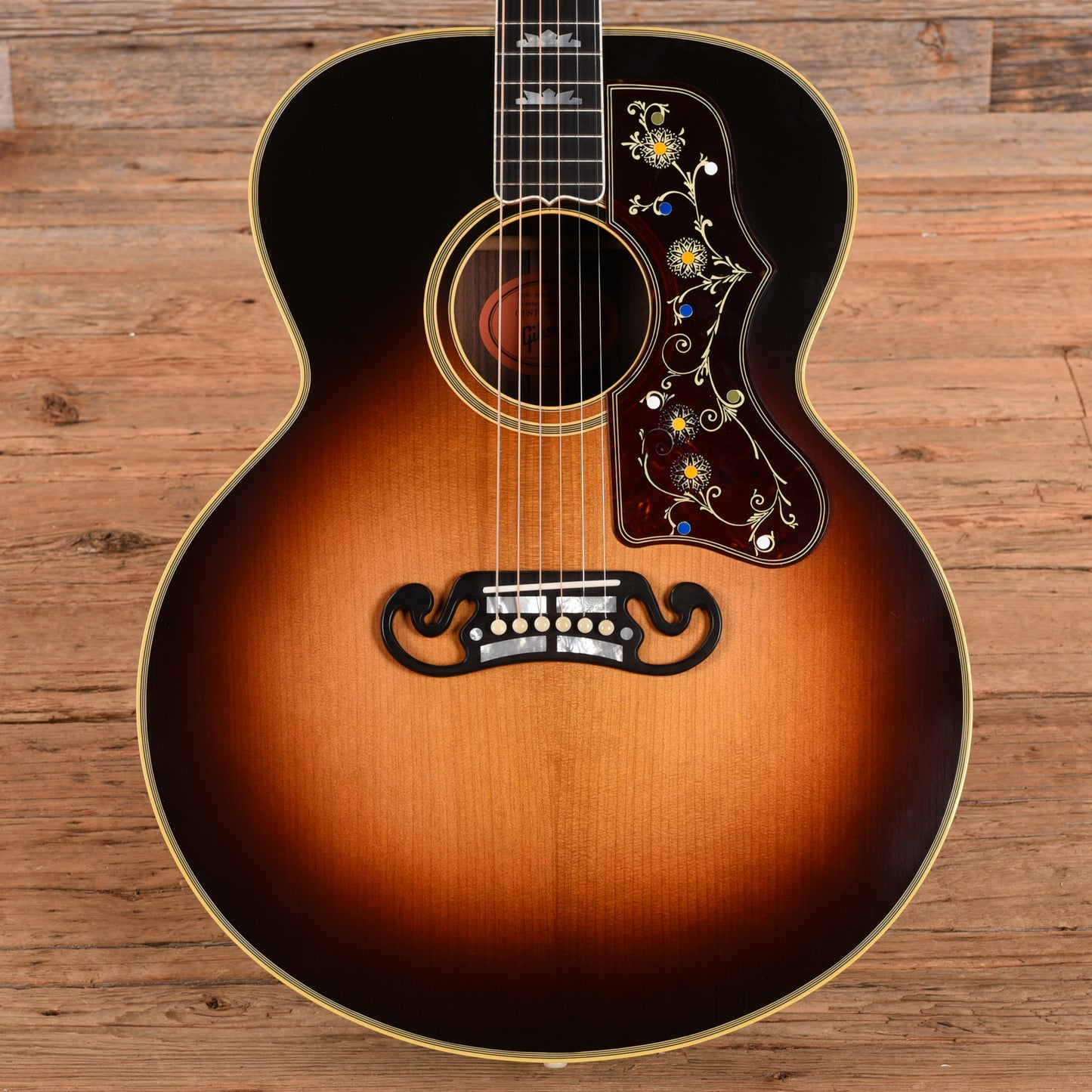 Gibson Pre-War SJ-200 Sunburst 2023
