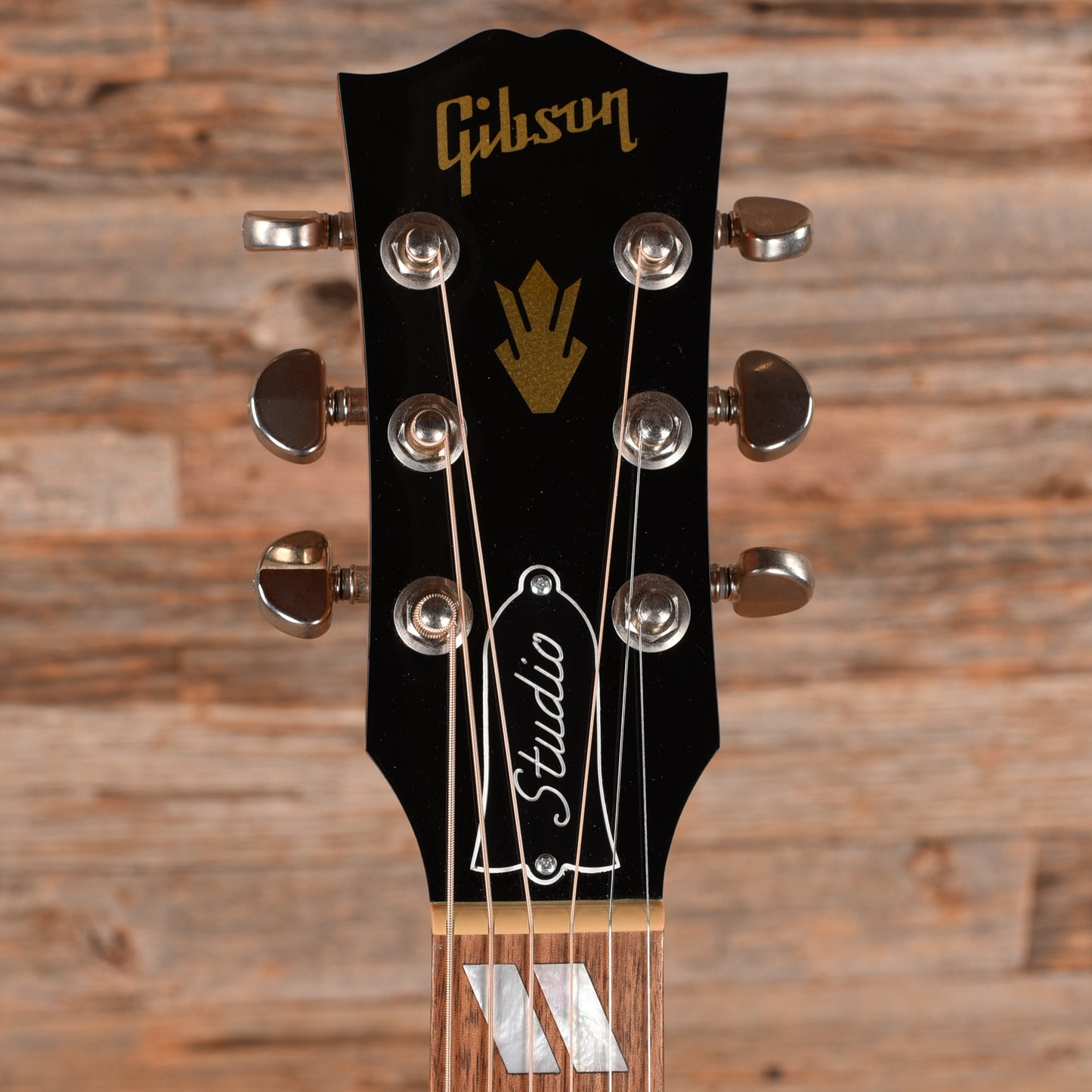 Gibson Hummingbird Studio-Walnut Sunburst 2021
