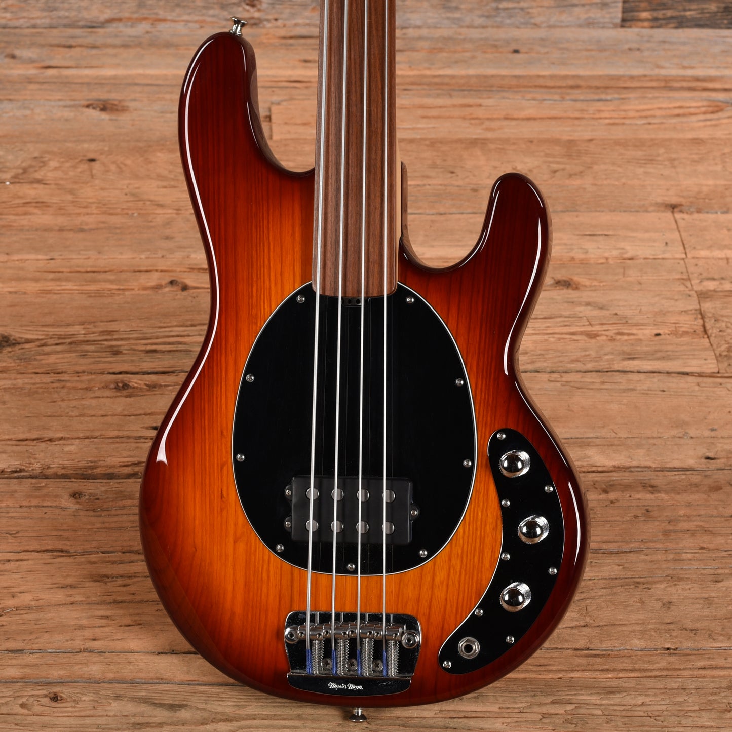 Music Man StingRay 2 EQ 4H Fretless Cherry Sunburst 2011