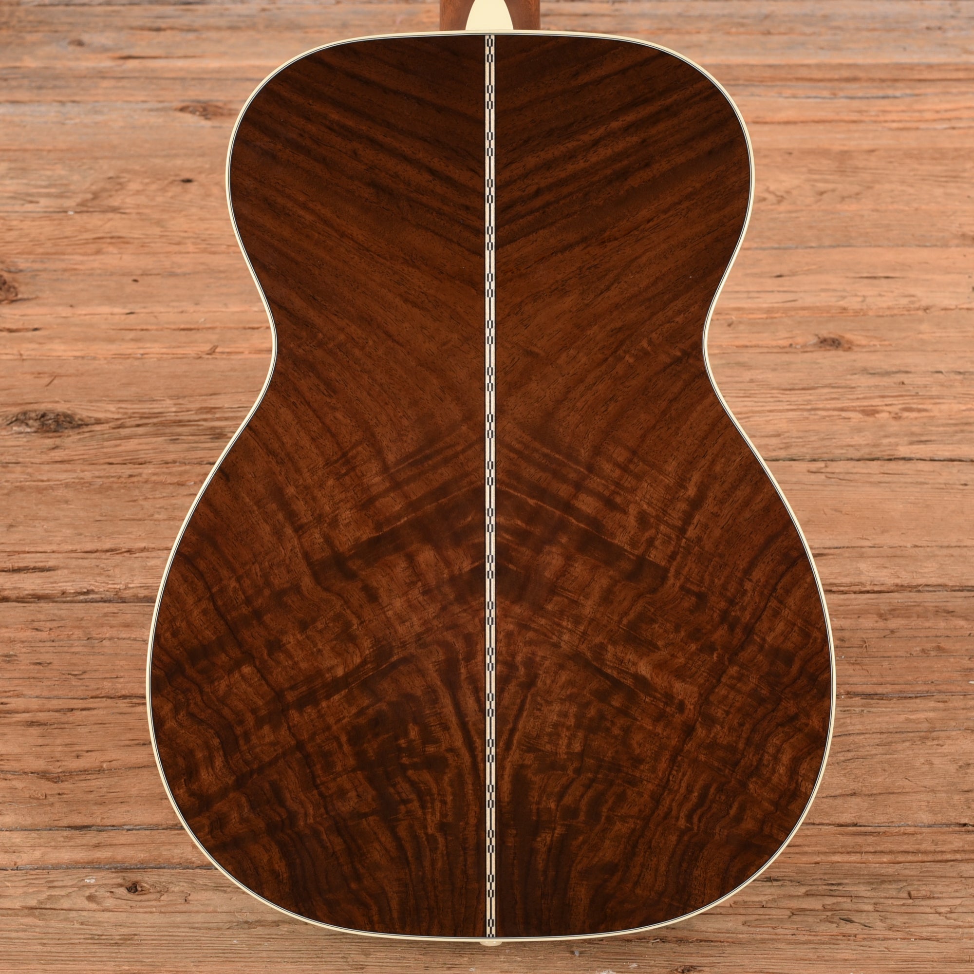 Martin Custom Shop 00-28 Style Grand Concert Sitka Spruce VTS/Wild Grain East Indian Rosewood Natural Acoustic Guitars
