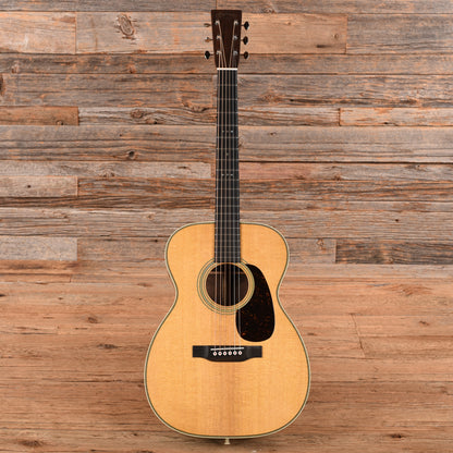 Martin Custom Shop 00-28 Style Grand Concert Sitka Spruce VTS/Wild Grain East Indian Rosewood Natural