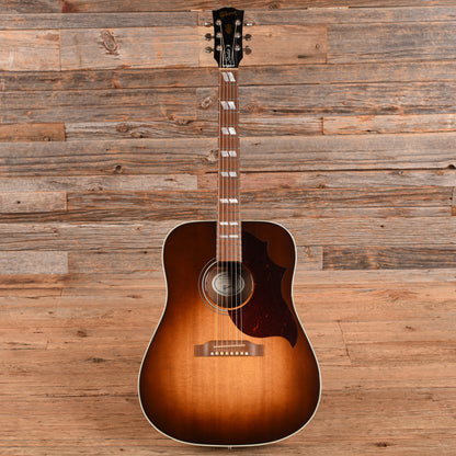 Gibson Hummingbird Studio-Walnut Sunburst 2021