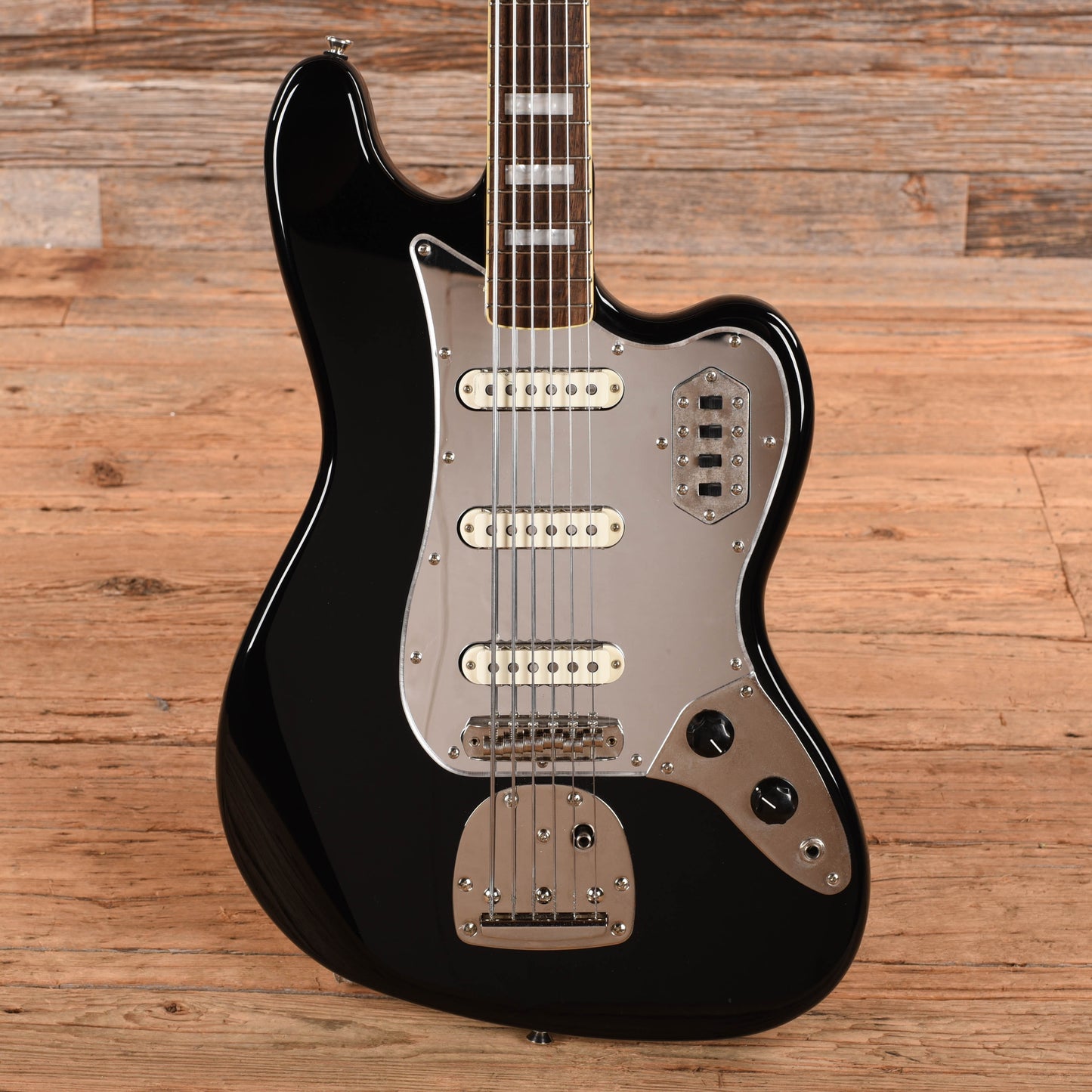 Squier Classic Vibe Bass VI Black 2023