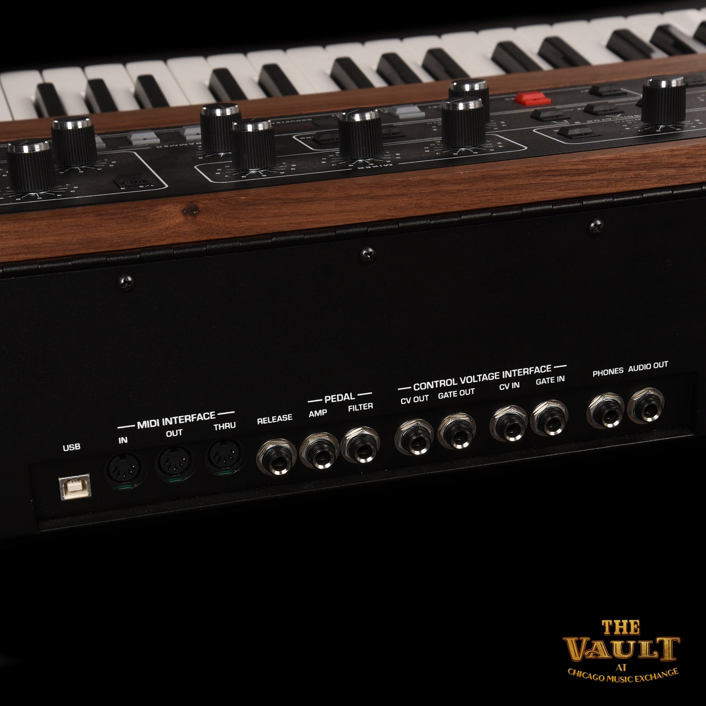 Sequential Prophet-5 Polyphonic Analog Synthesizer