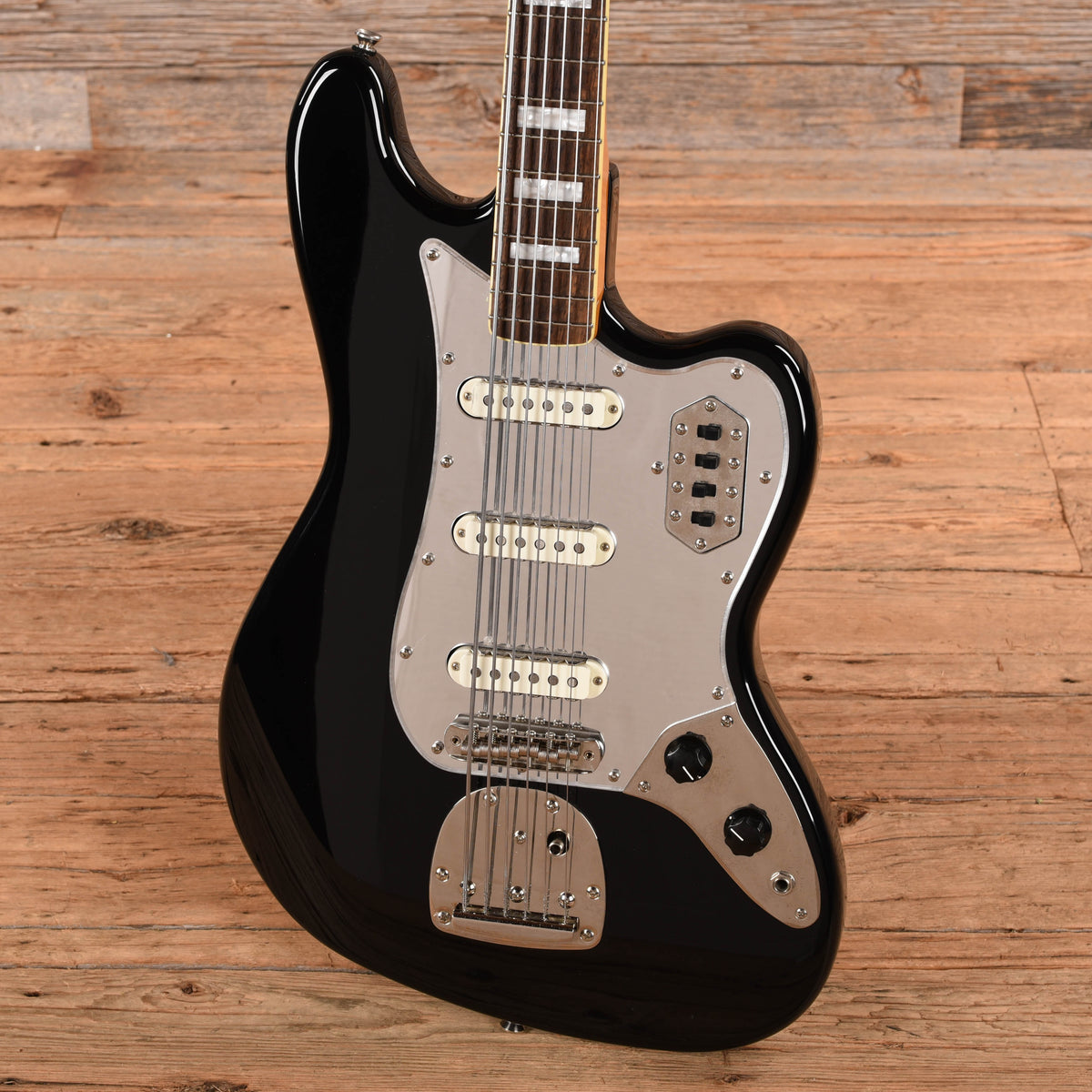 Squier Classic Vibe Bass VI Black 2023