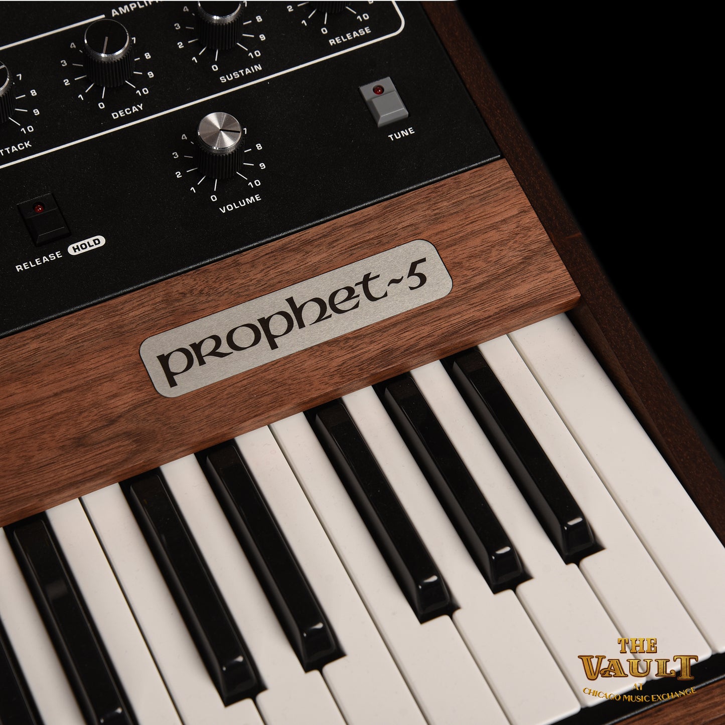Sequential Prophet-5 Polyphonic Analog Synthesizer