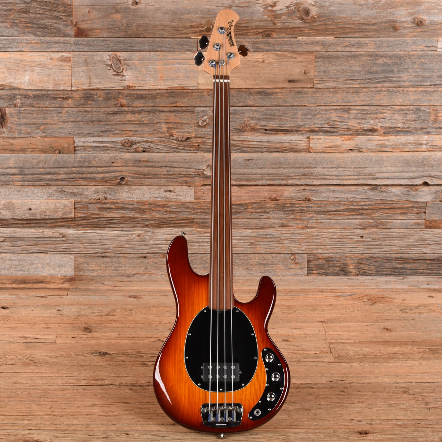 Music Man StingRay 2 EQ 4H Fretless Cherry Sunburst 2011