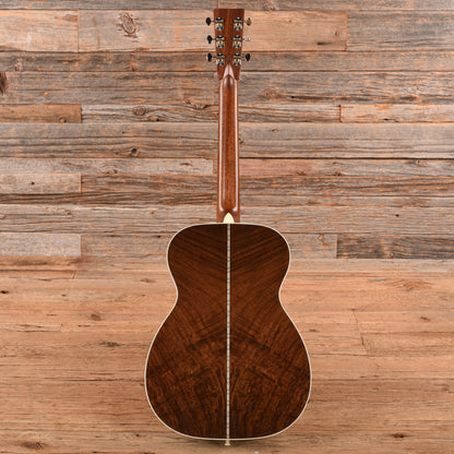 Martin Custom Shop 00-28 Style Grand Concert Sitka Spruce VTS/Wild Grain East Indian Rosewood Natural