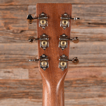 Martin Dealer Select Road Series OM-10E Natural 2025